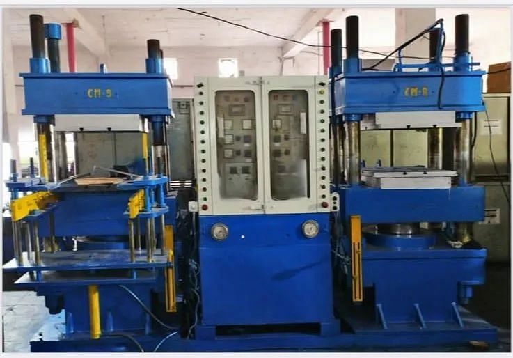 600x600mm Double Station Compression Molding Machine, 500 tons