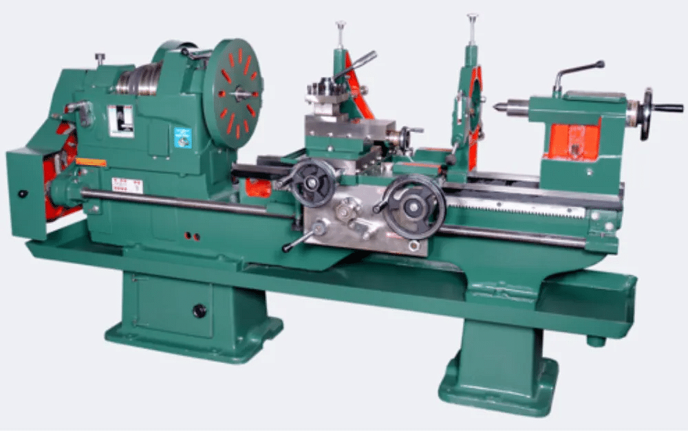 7 Feet Manual Heavy Duty Lathe Machine, 54 mm