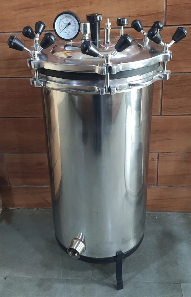 Abrotech Portable Autoclave S.S 12 x 22, Capacity: 36 litres, Y-type Brass knobs