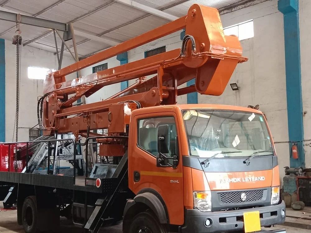 ADE Truck mounted hydraulic aerial platform