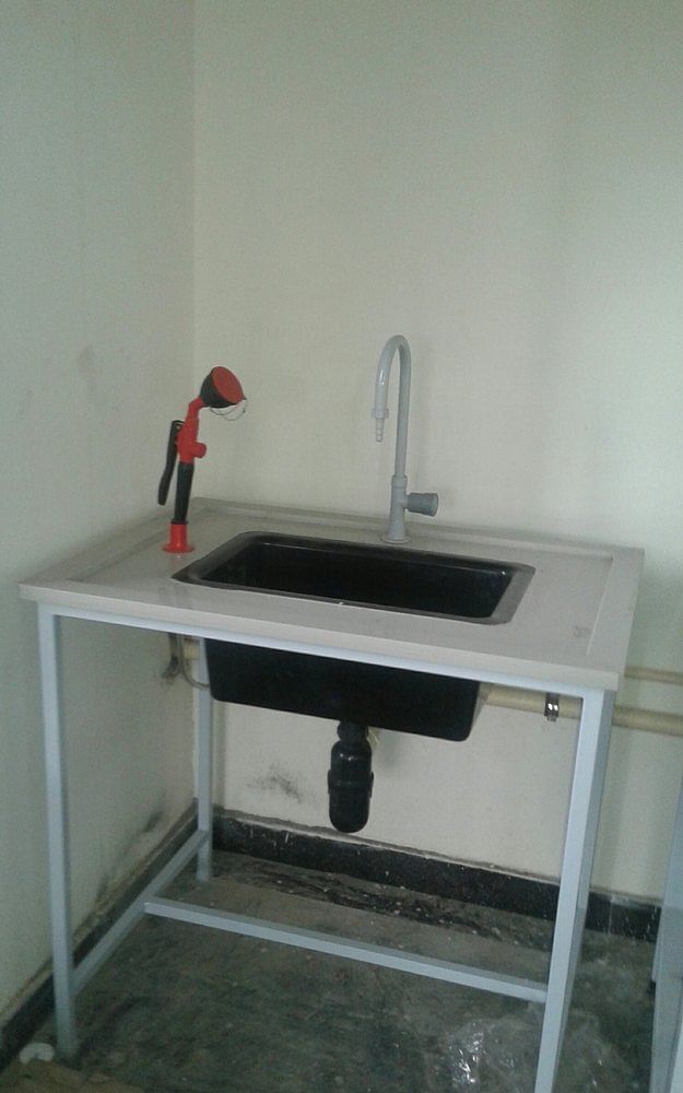 Advaithaa Lab Sink with Assembly