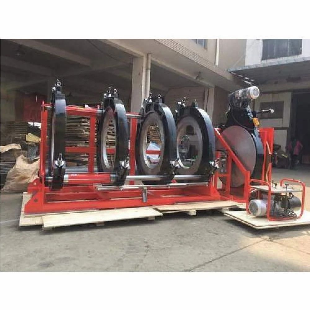 Akira Engineers HDPE Pipe Welding Machine