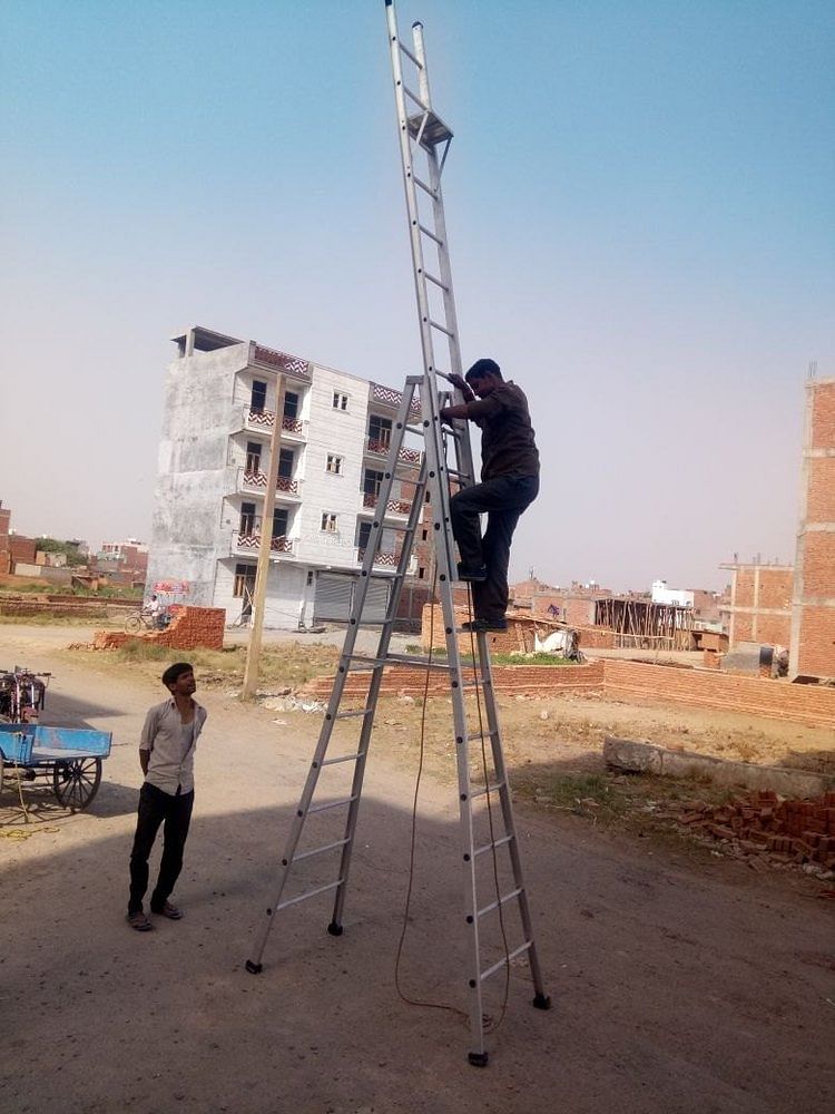 Aluminium Self Support Extension Ladder