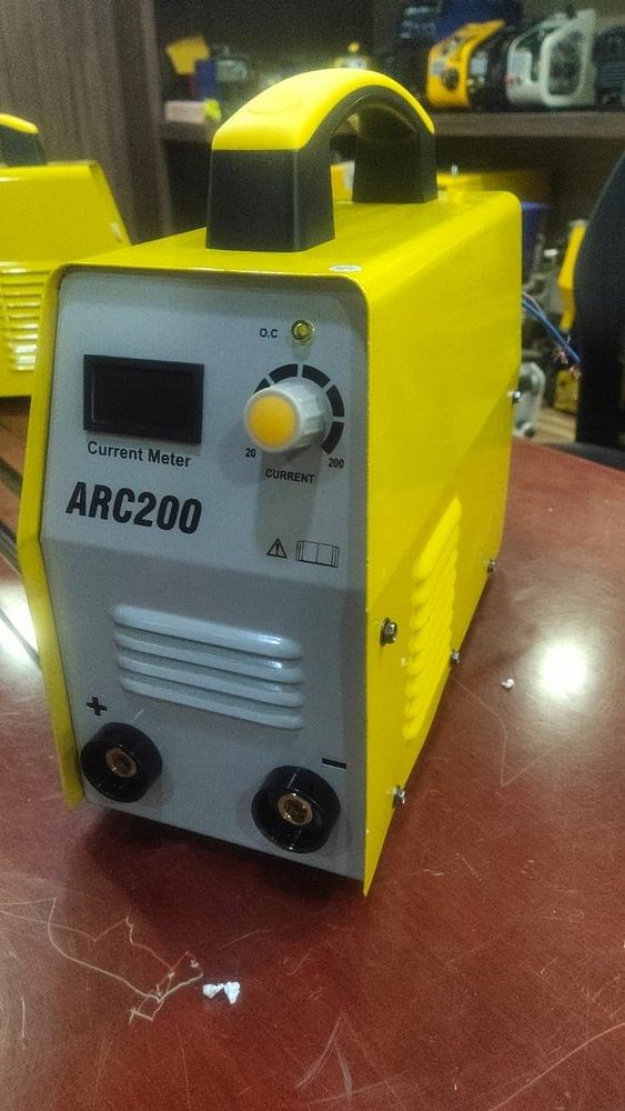 Arc Welding Machine, 200 AMPS