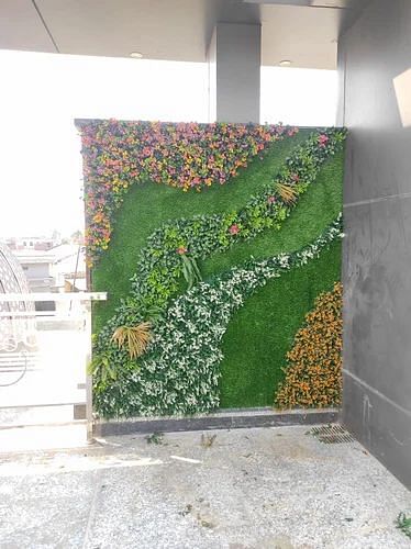 Artificial Green Wall