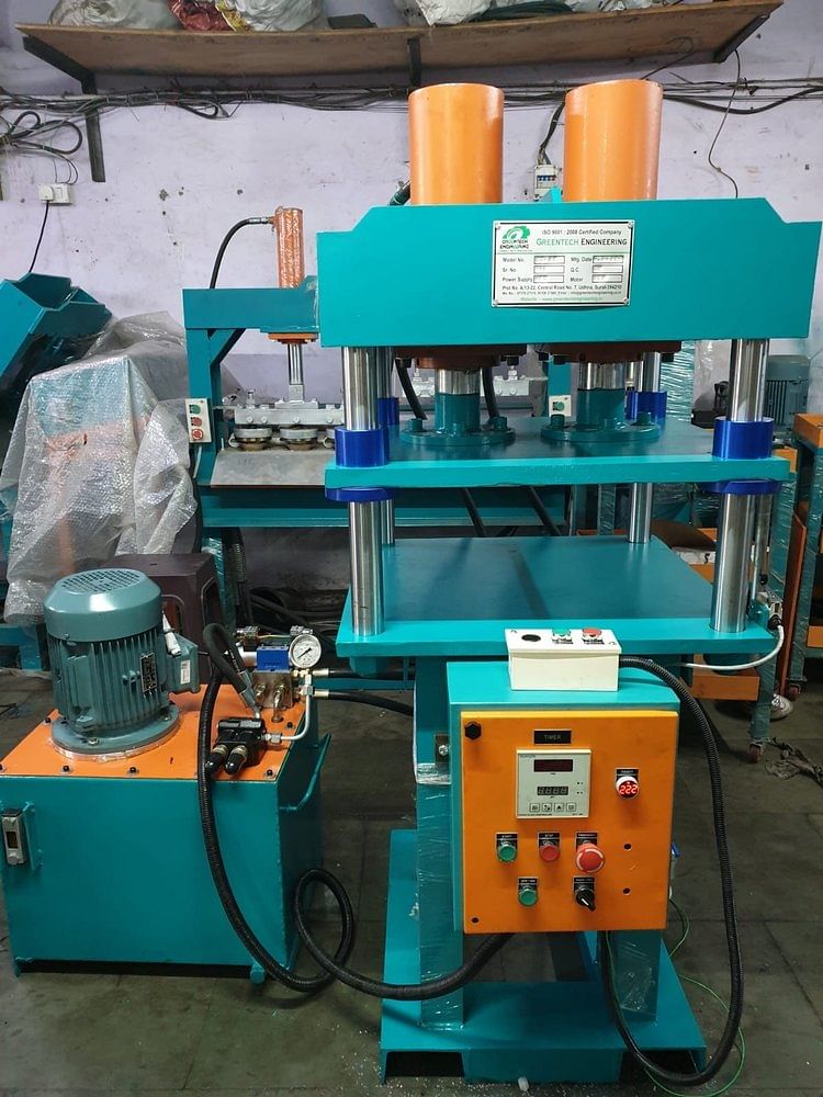 Assembly Press Mild Steel Four Pillar Type Hydraulic Press., Capacity: 40-100 Ton