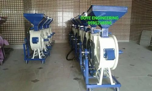 Atta Chakki Pulverizer Spices Grinding Machine