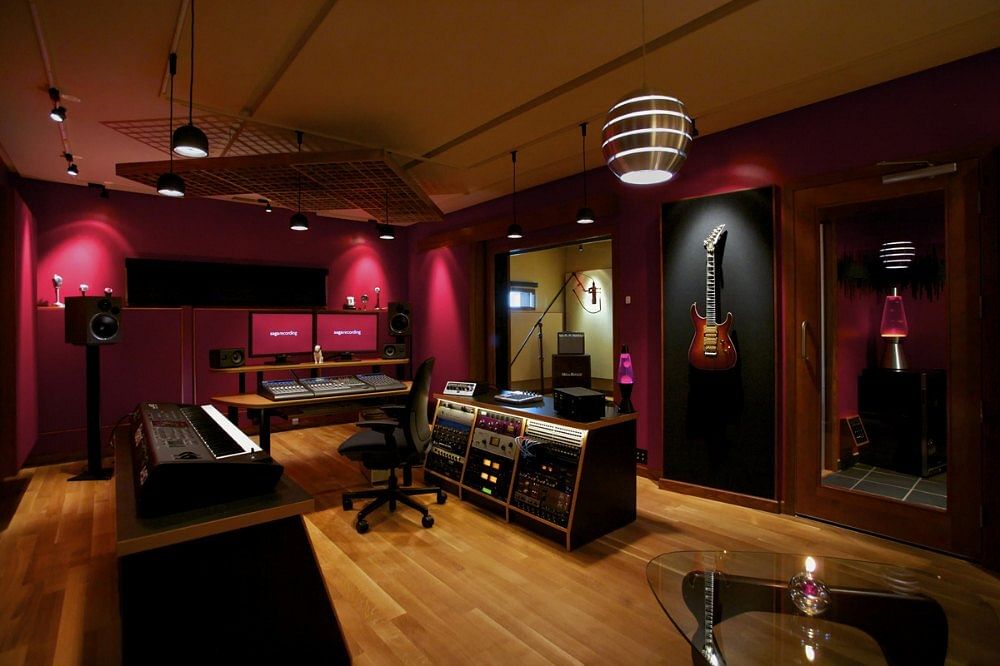 AUDIO RECORDING ROOM, for Sound Diffusers, for Sound Absorbers