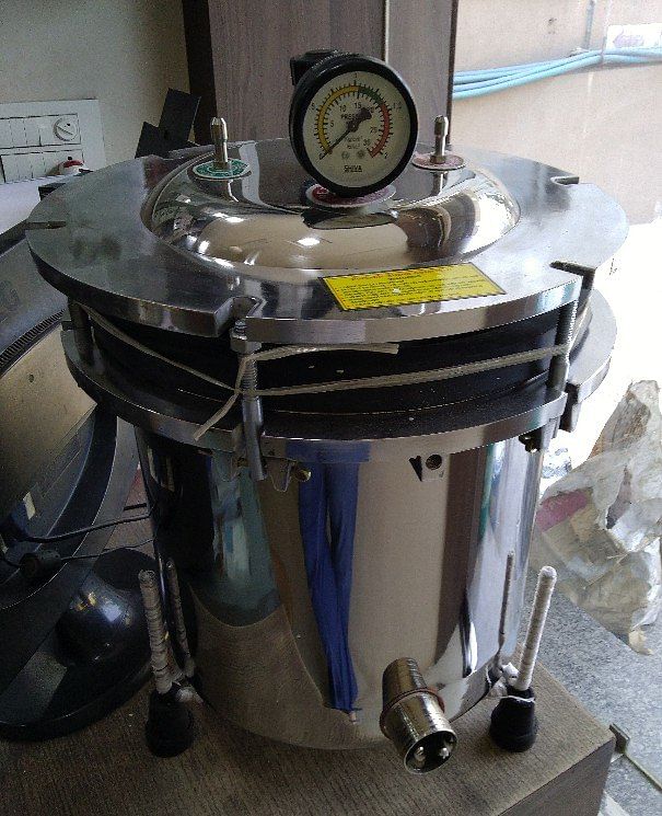 Autoclaves Sterilizers