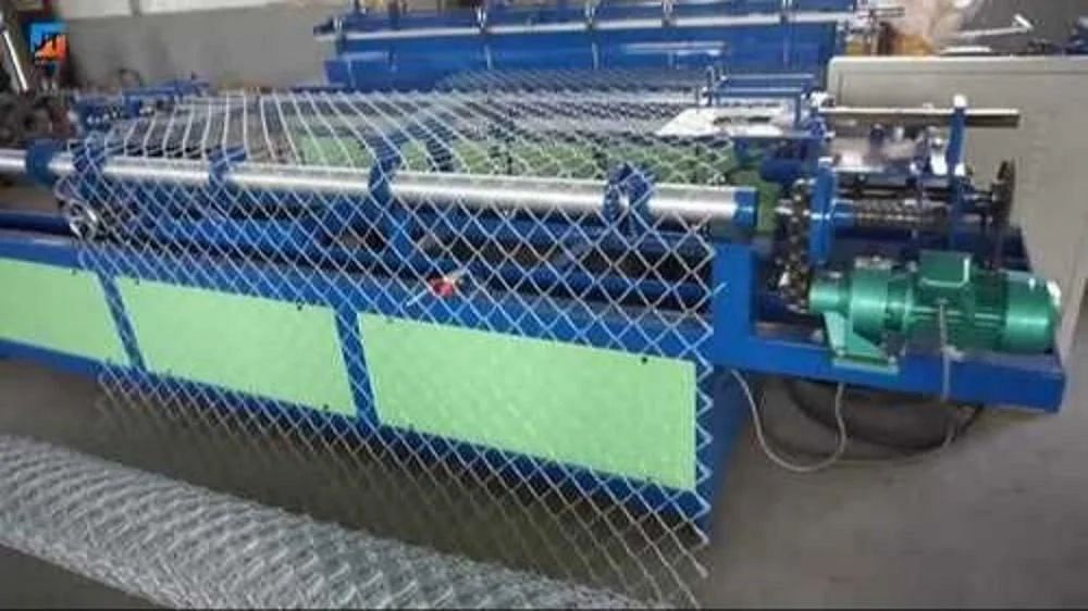 Automatic Chain Link Fencing Machine, 3-6 HP