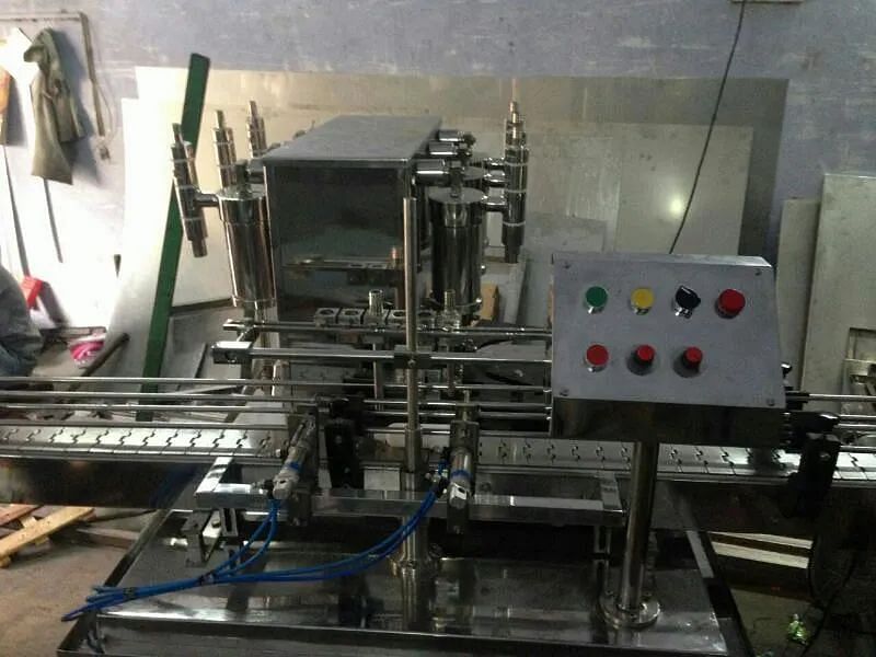 Automatic Liquid Filling Machine