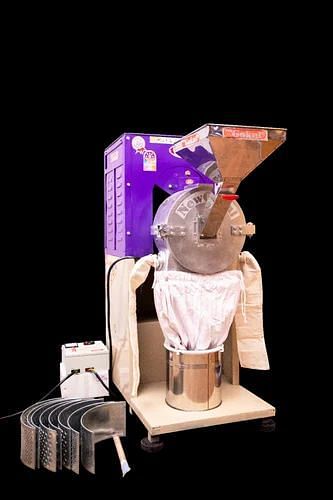 Automatic Masala Pulverizer Machine single chember 5 HP, Up to 50 kg/hr