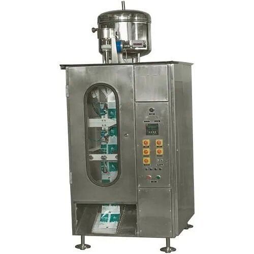 Automatic Milk Bag Packaging Machine, Zi 305, Capacity: 100ml-1ltr