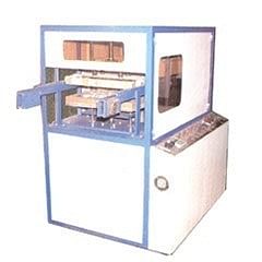 Automatic Vacuum Forming Machine