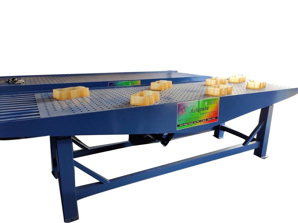 Automatic Vibrator Table, Power: 5kW, Model Name/Number: Aew 002