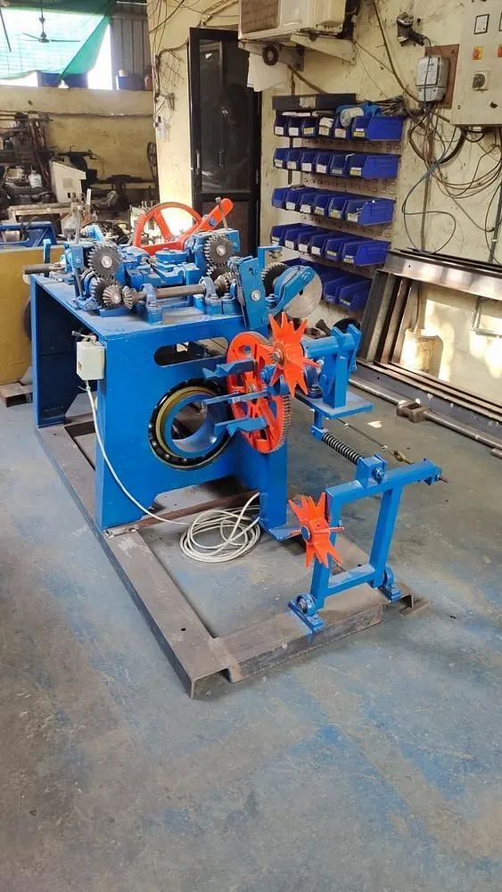 Barbed Wire Making Machine