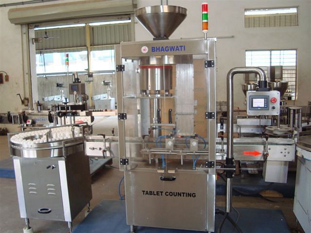 Bhagawati Pharma Tablet Counting And Filling Machine For Bottles