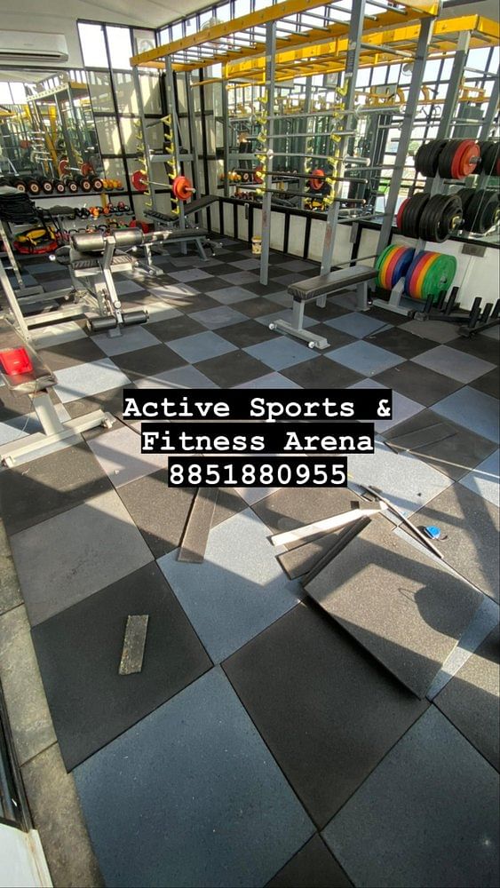 Black Indoor 10mm Rubber Gym Floor Tiles, For Gyms And Office Flooring, Thickness: 10-15 mm