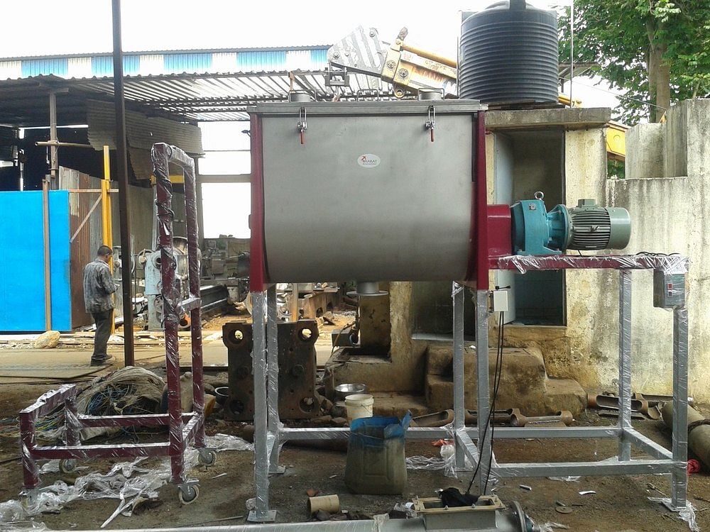 BPE Ss Ribbon Blender Mixer Machine, Capacity: 5 liters to 2000 liters