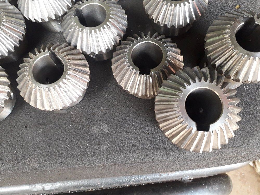 Brass/iron Bevel gear, For Industrial/Automobile industry