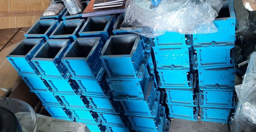 Cast Iron Cube Mould, +- 0.2 mm, Size: 150mm