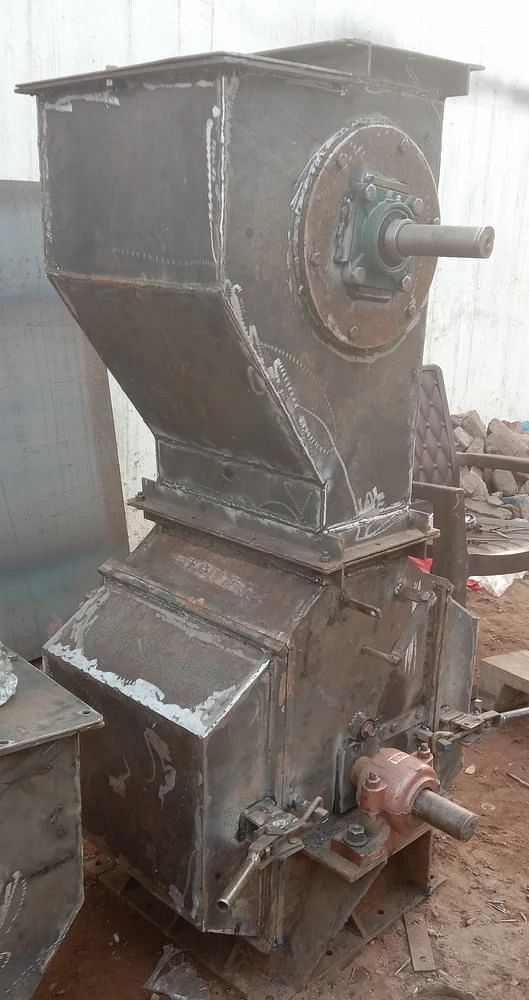 Cattle Feed Hammer Machine, 150 kg/hr