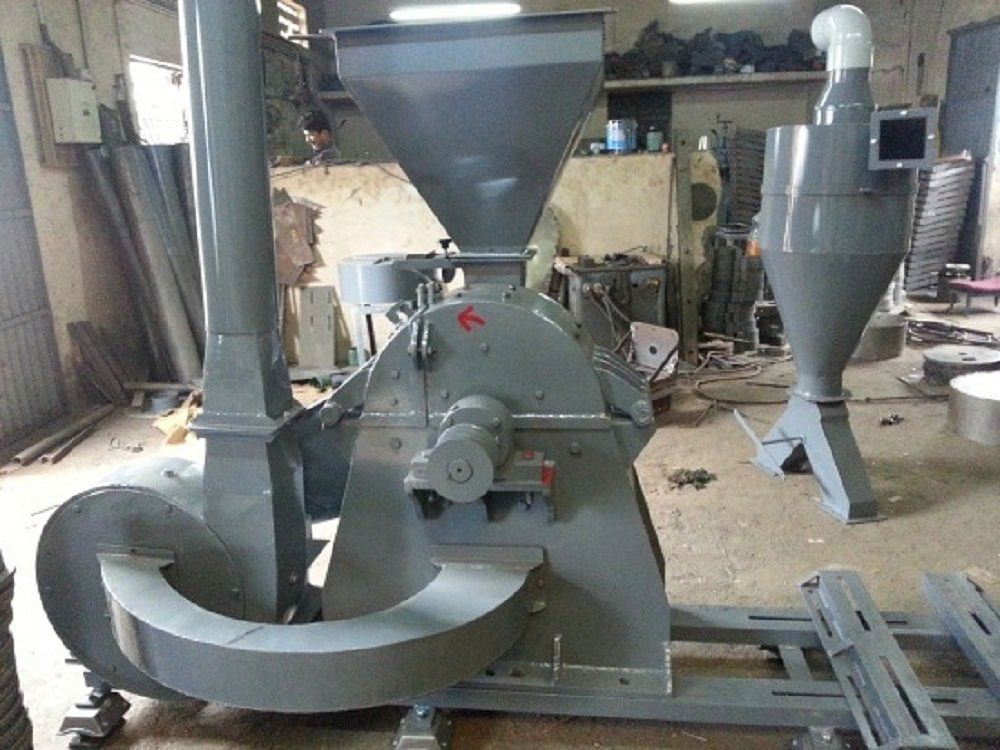 Cattle Feed Making Machine, 300 kg/hr