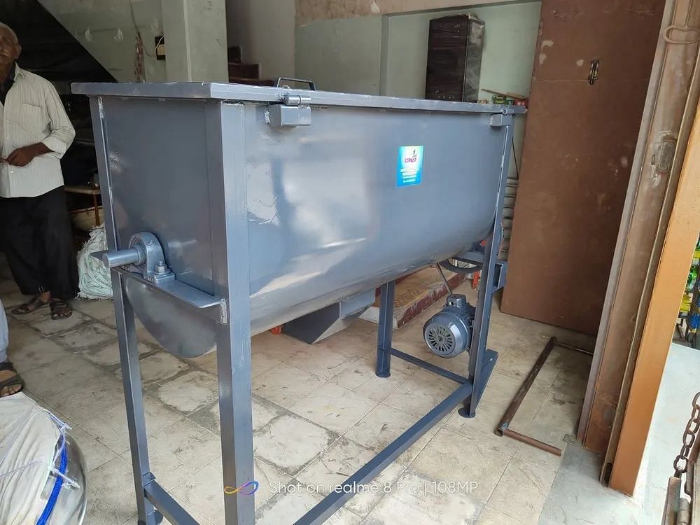 Cattle Feed Mixing Machine