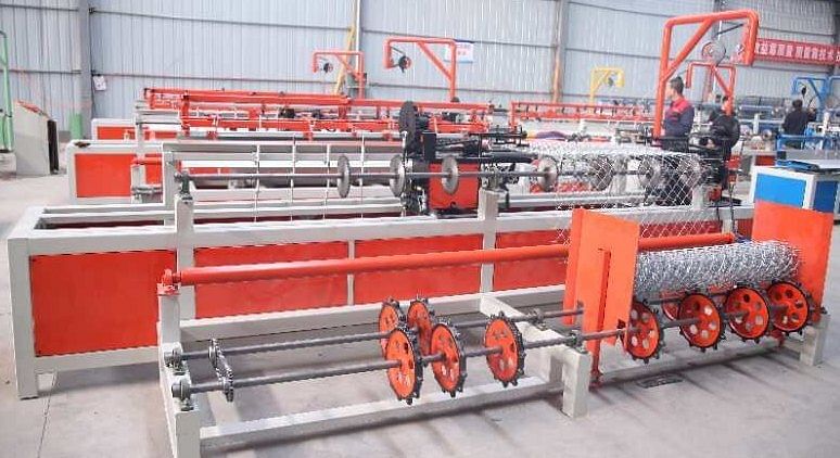 Chain Link Fencing Machine