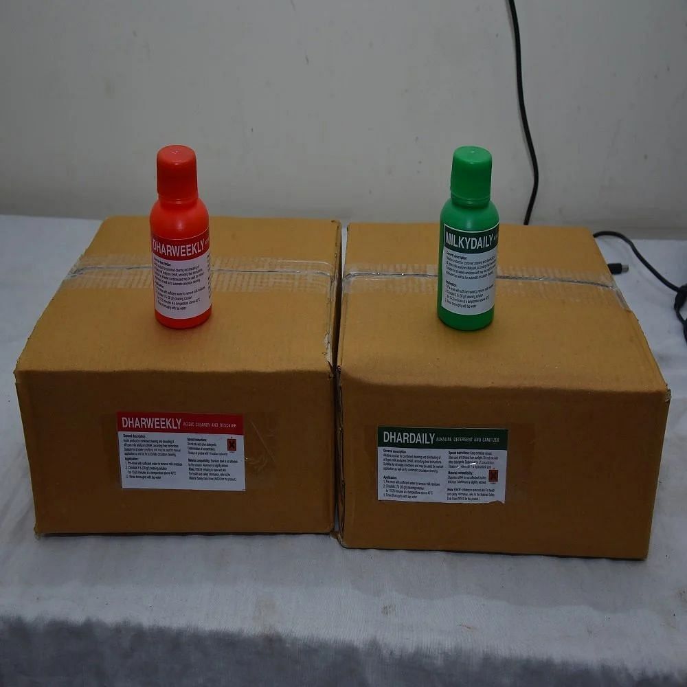 Cleaning Solutions, Liquid, Packaging Type: Bottle