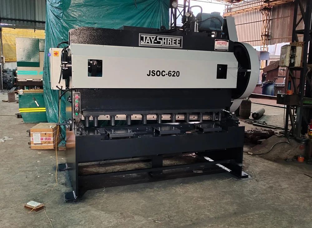 CNC 3 Axis 5 Axis Press Brake, Capacity: 500 Ton, Automation Grade: Automatic