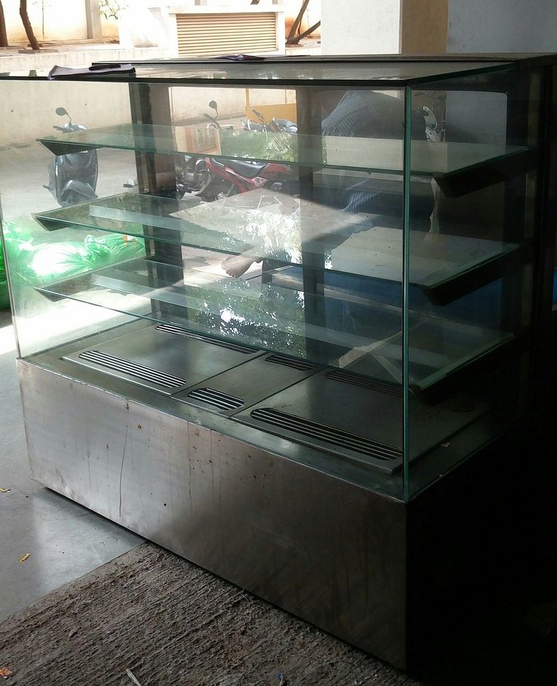 Cold Display Counter