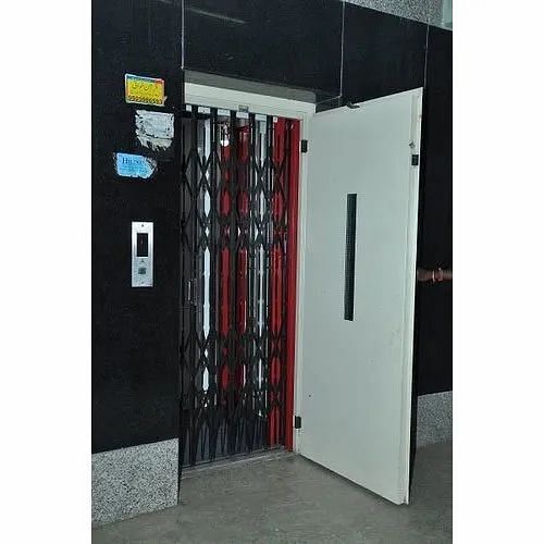 Collapsible Door Passenger Elevator, Max Persons/Capacity: 13 Persons, for Residential