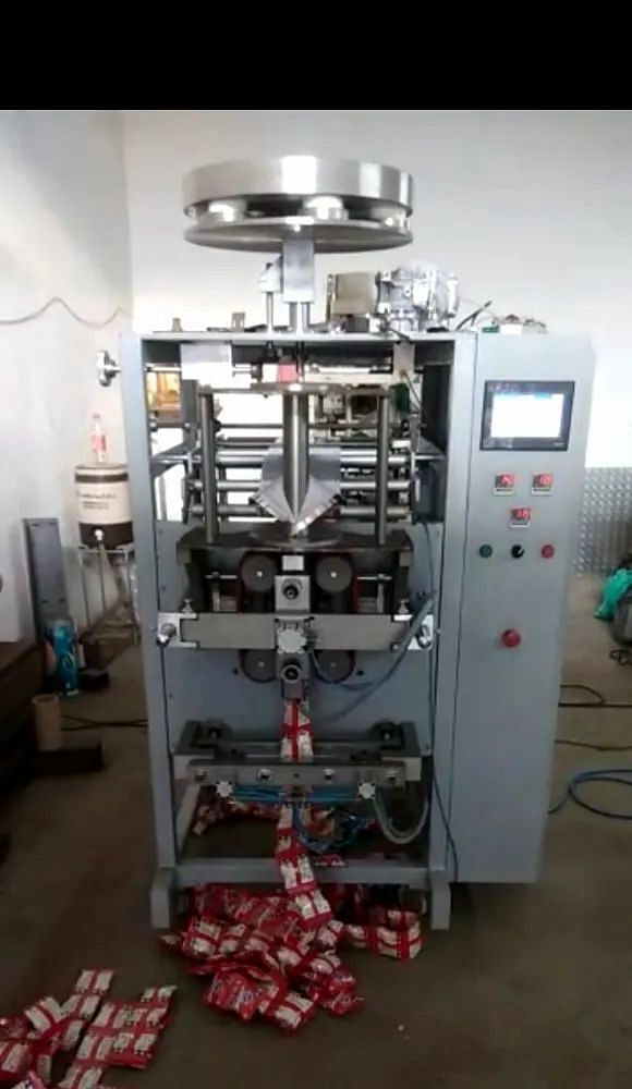 Collar Type Packing Machine, Packaging Speed: 40 to 80 pouch per minute