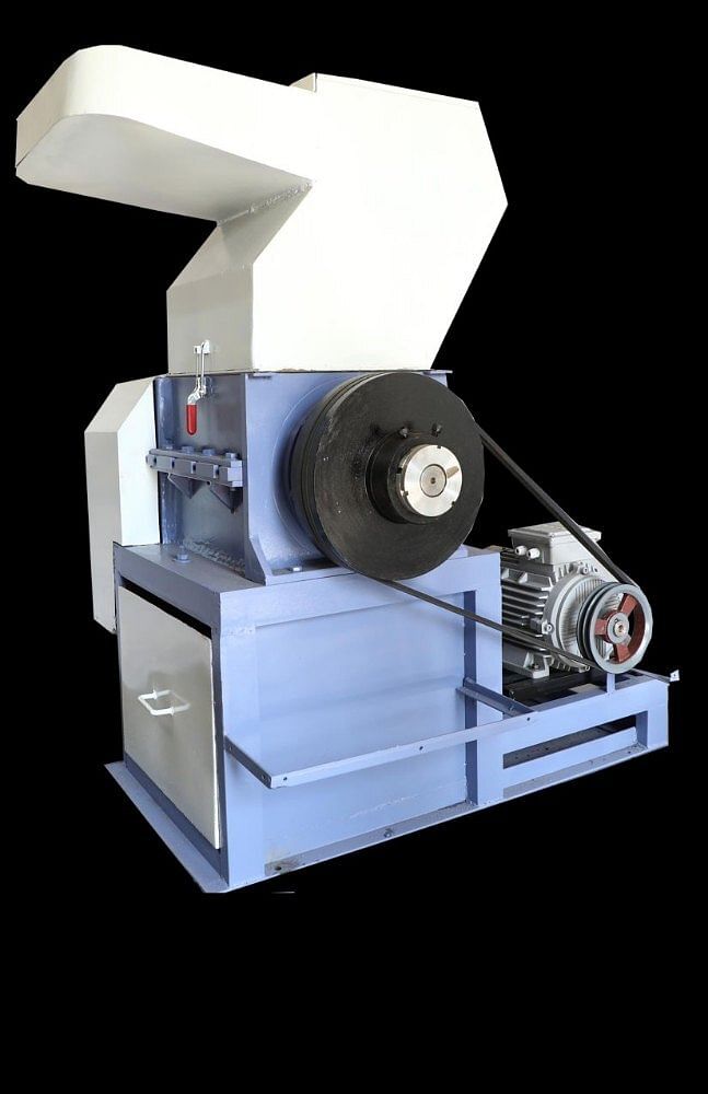 Concept Plastic Scrap Grinder Machine