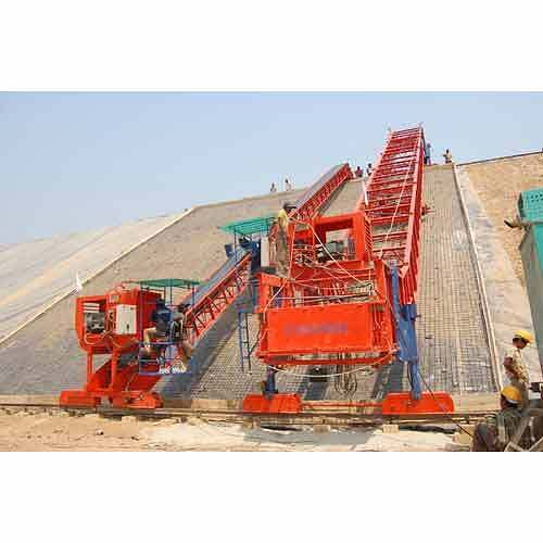 Concrete Conveyor Machine