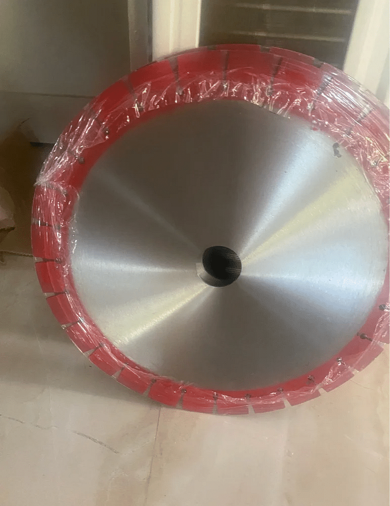 Concrete Road Cutting Blades, For Industrial, Available Sizes: 400 mm X 3.5 mm Thick