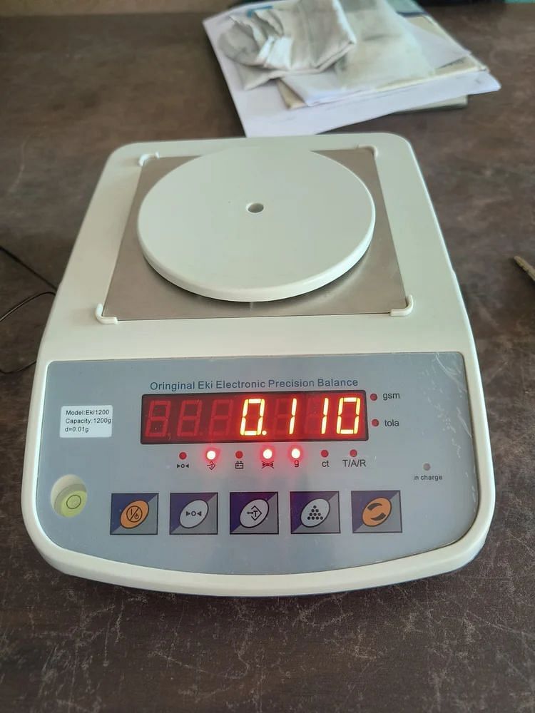 Digital EKI-1200 jewellery weighing scale, For Laboratory, Weighing Capacity: 1000 Gm