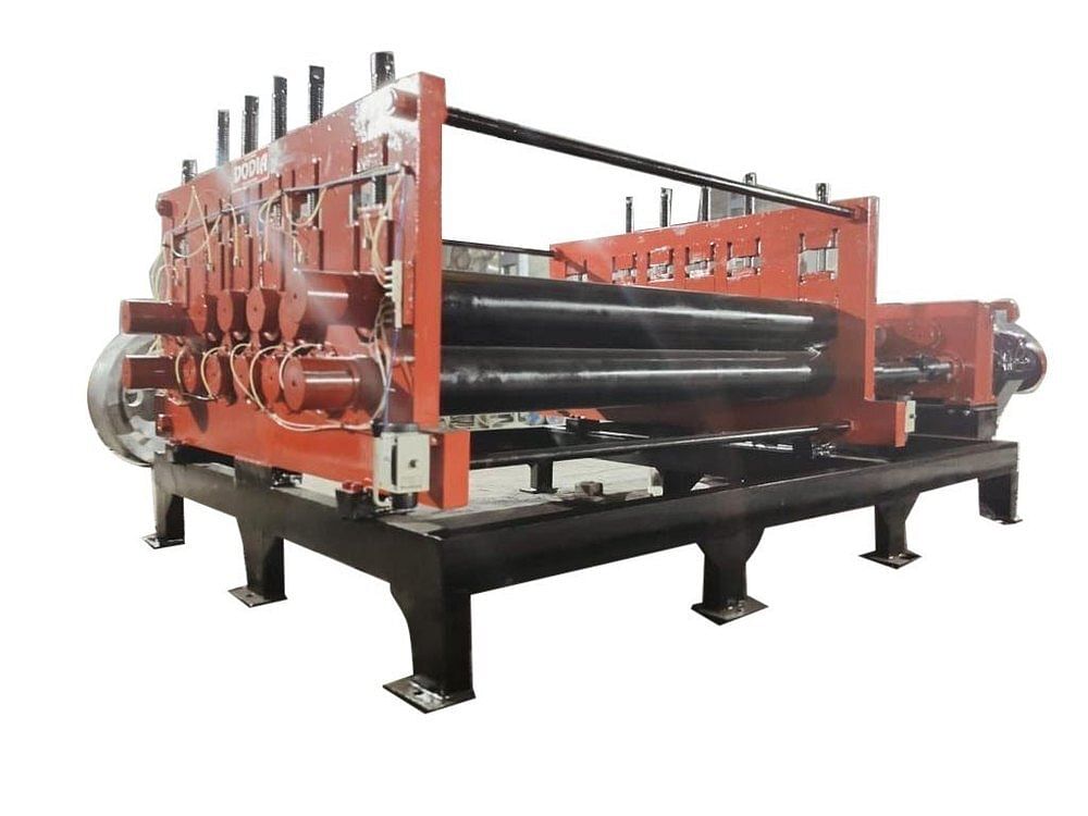 Dodia 40mm Steel Plate Straightening Machine, Automation Grade: Semi Automatic, 22 SWG