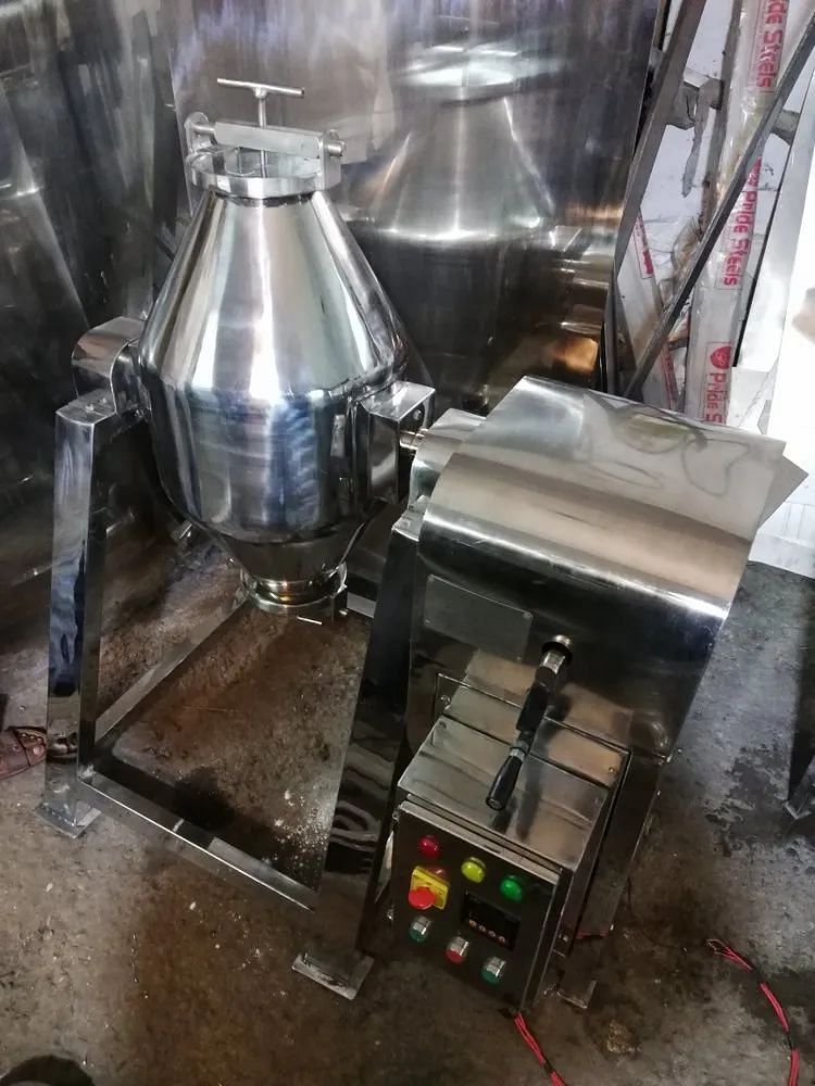 Double Cone Blender