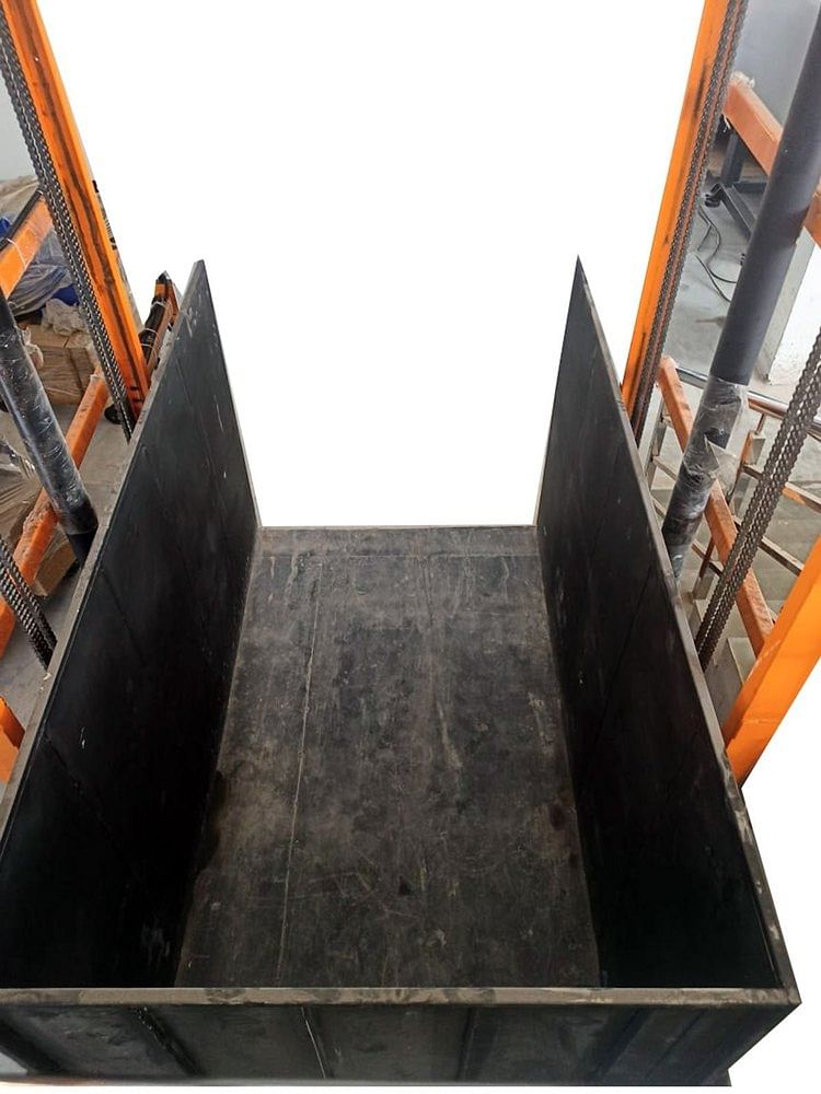 Double Mast Hydraulic Goods Lift