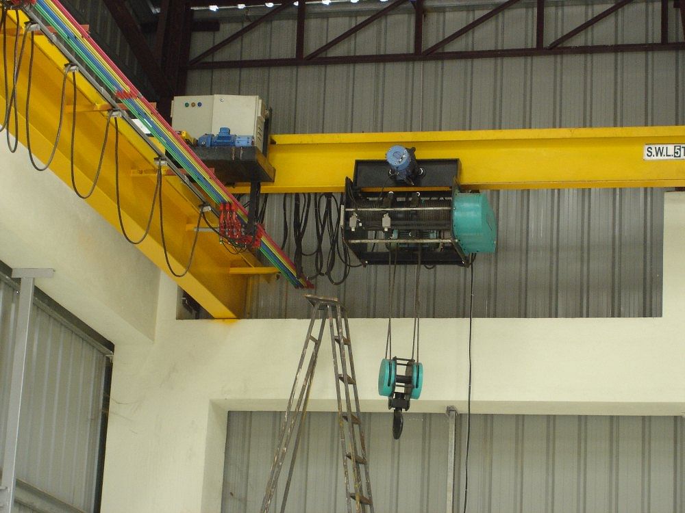 Electric Industrial Crane, Max Load Capacity: 5-10 ton, Travel Speed: 5-10 M/min