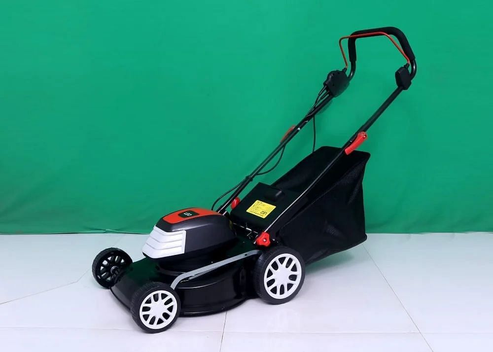 ELECTRIC LAWN MOWER 1600 W, 25 mm