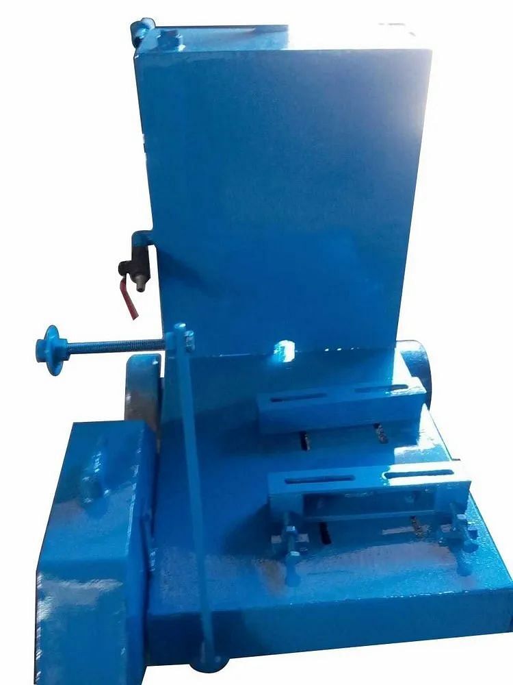 Electric Mild Steel(Body) Concrete Groove Cutting Machine, For Construction, Capacity: 6 Inch/Min