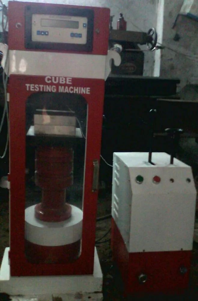 Electronic Cube Testing Machine, Capacity: 1500 Kn