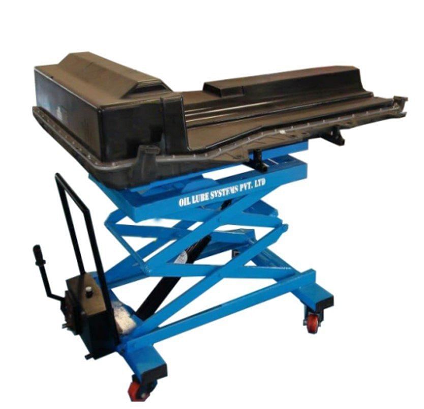 EV Battery Lift, Capacity: <1 ton