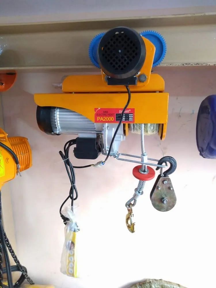 EzziLift Mini Electric Hoist With Trolley