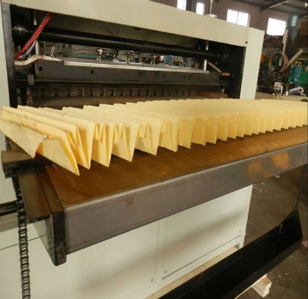 Filter Pleating Machine