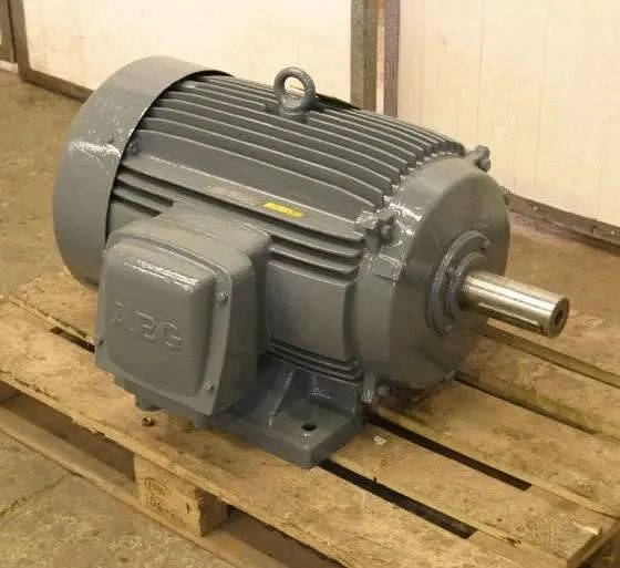 Foot 4 Poles Three Phase Motors, 440 V