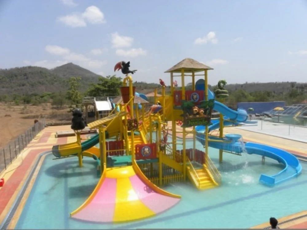 FRP(fibre reenforced plastic) Pool Uma Water MPS Slides